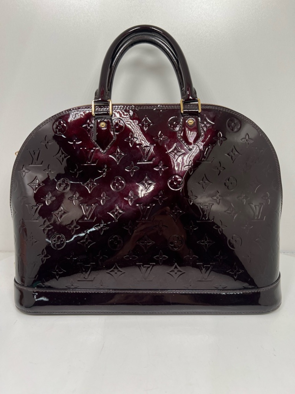Authentic Louis Vuitton Alma GM